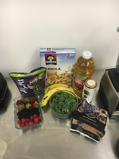 Ingredients for acai smoothie bowl