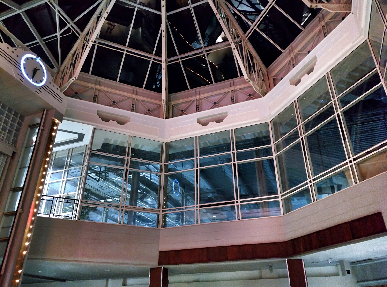 East MoCo First signs of Dave and Buster's at Ellsworth Place in