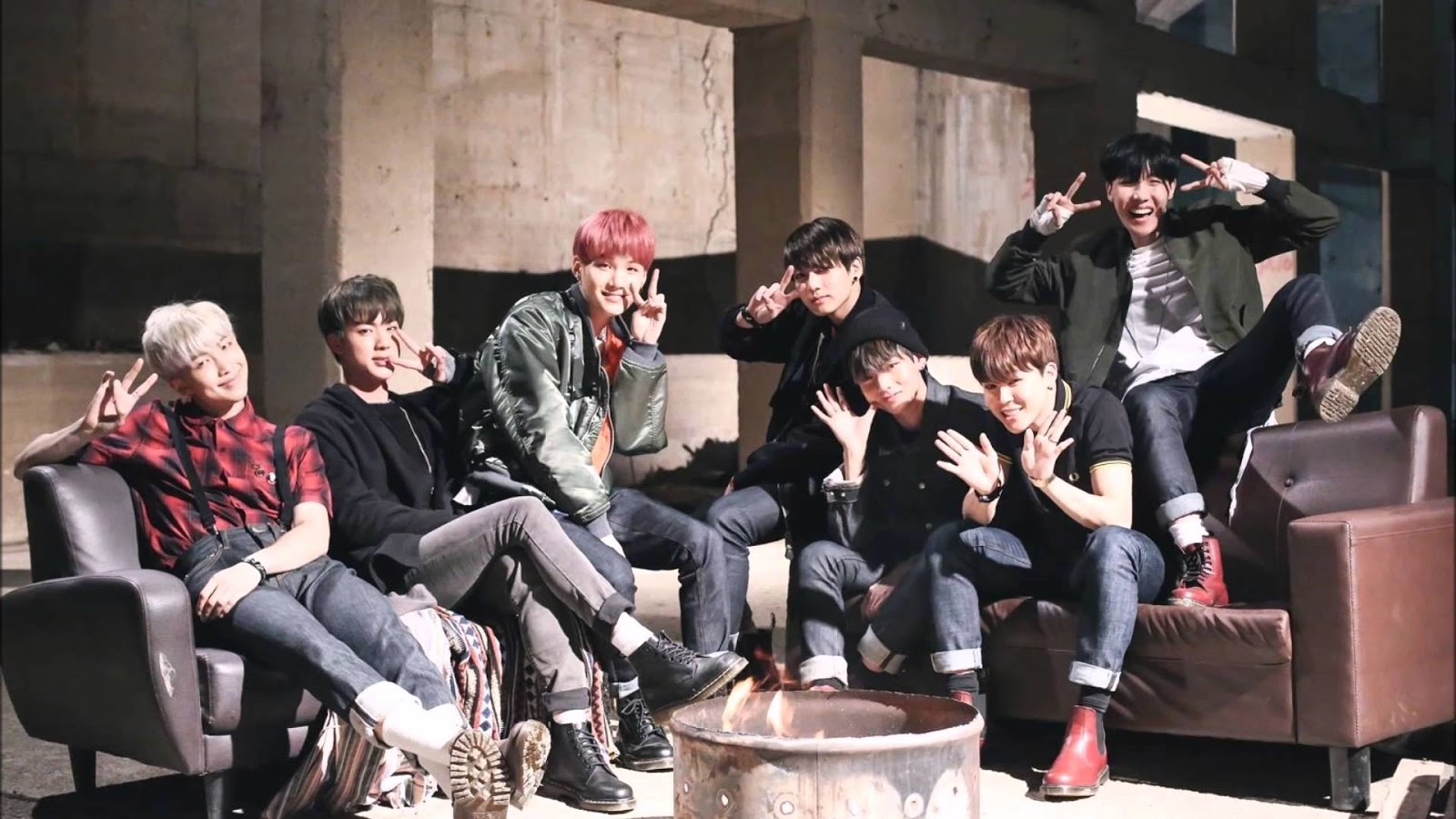 Apa itu bts? 방탄소년단?