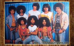 Lirik Lagu Mengapa Harus Terjadi Black Sweet | Lirik Pintar Blogspot com