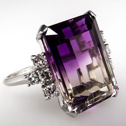 Los 10 mejores anillos de boda | Glamour y Elegancia Los 10 mejores anillos de boda | Glamour y Elegancia
