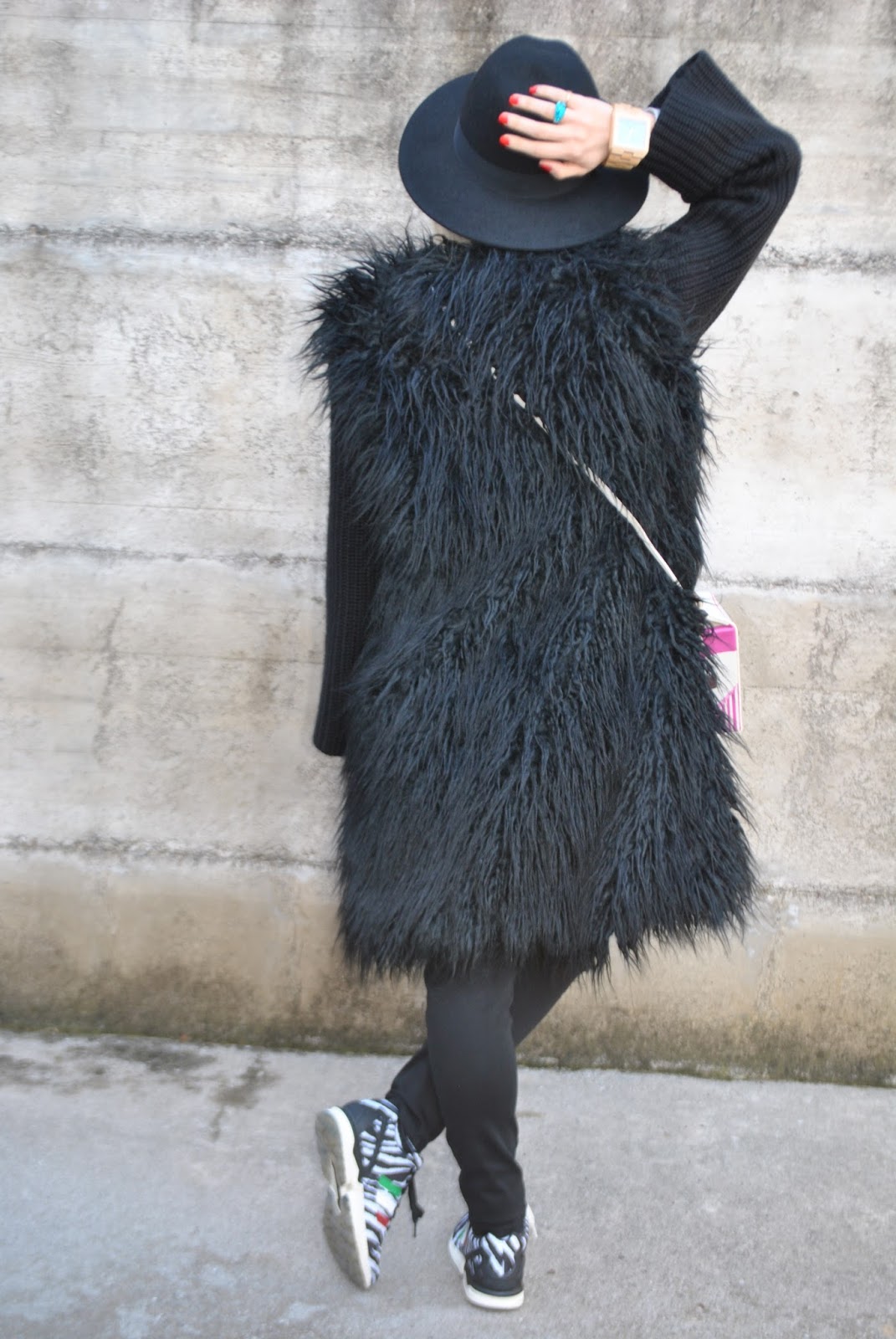 Color-Block By FelyM.: BLACK FAUX FUR COAT - CAPPOTTO PELLICCIA ECOLOGICA ELISABETTA  FRANCHI -