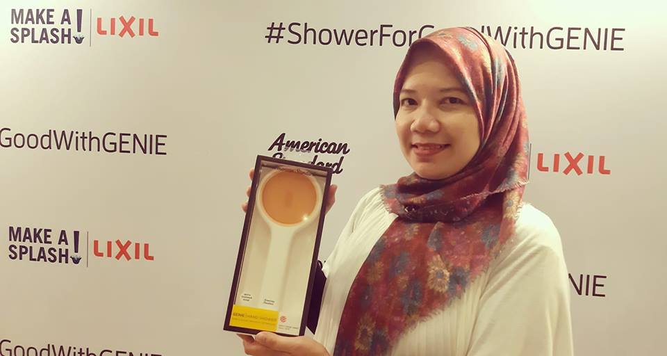 mandi bersih segar dan menyenangkan bersama genie hand shower dari american standard lixil water technology nurul sufitri mom lifestyle blogger health review