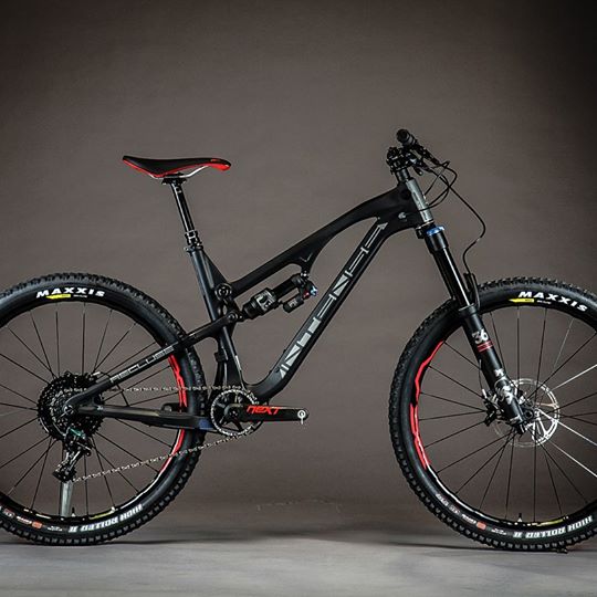 Limited Edition: Intense Recluse Black and Red | BikeToday.news