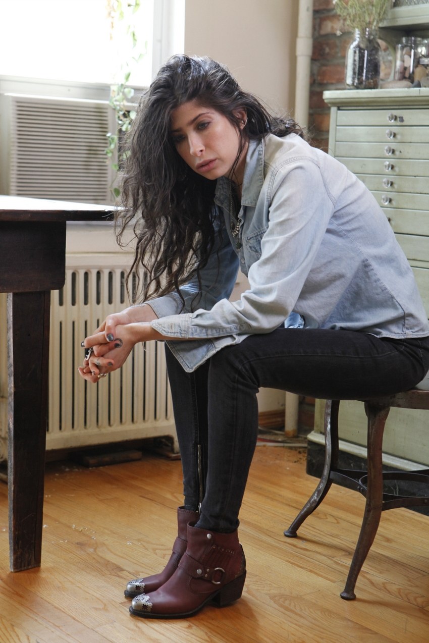 Coyote Negro ♥ In Love with Pamela Love ♥