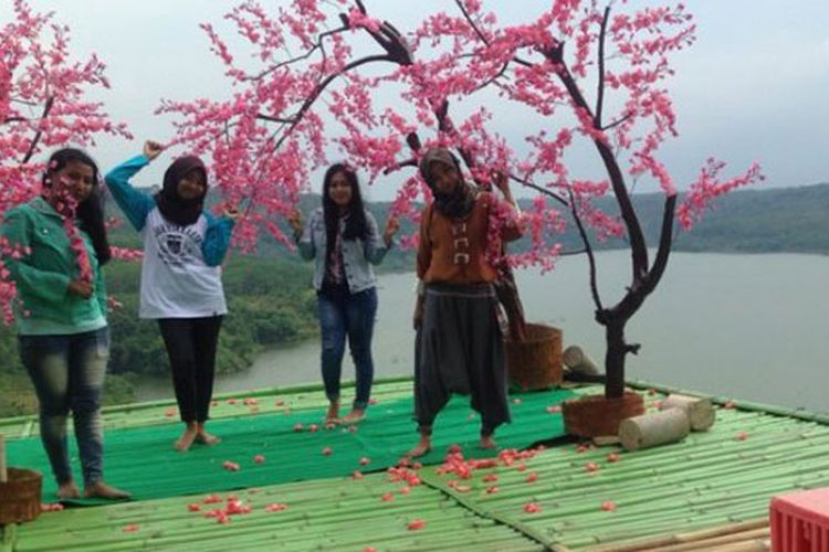 Tempat Wisata Terbaru Bernuansa Jepang Ada Di Semarang Tempat Wisata Terbaru Bernuansa Jepang Ada Di Semarang