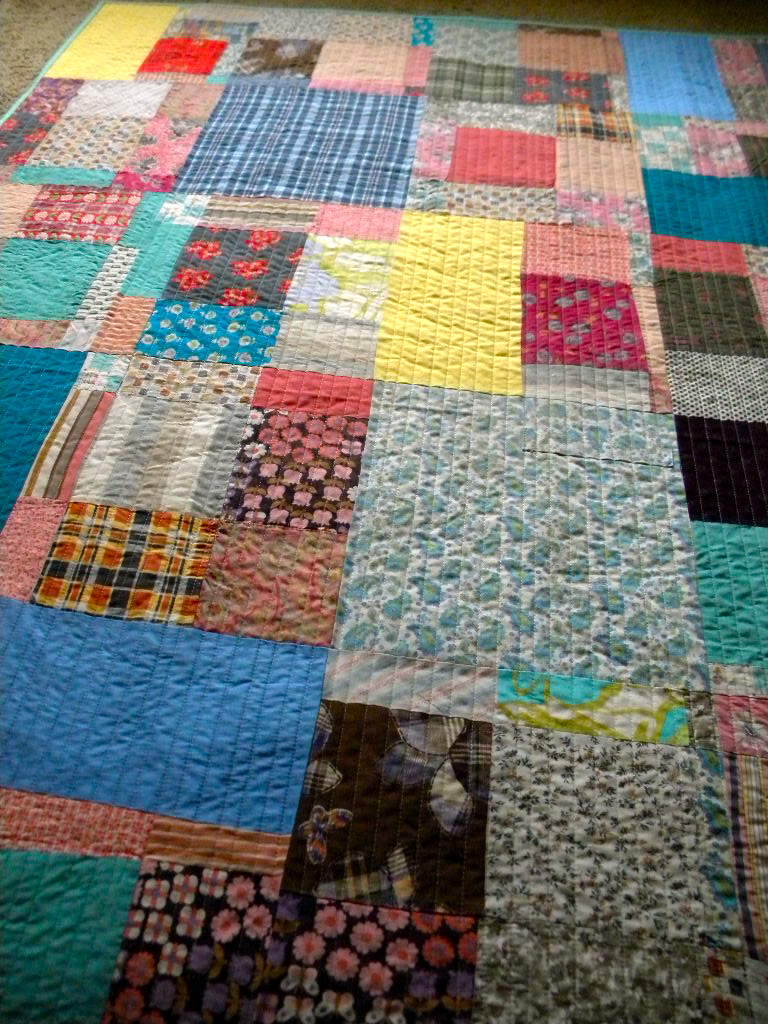 Sew Kind Of Wonderful: Tattered old quilt...fixed