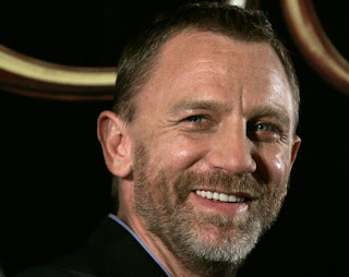 Movie Martin: Funny. Daniel Craig Gets Funny
