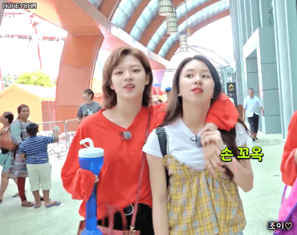 트와이스TV 9화 오몰또몰한 채영이가 넘모 좋은 채영맘 정연.gif | 인스티즈