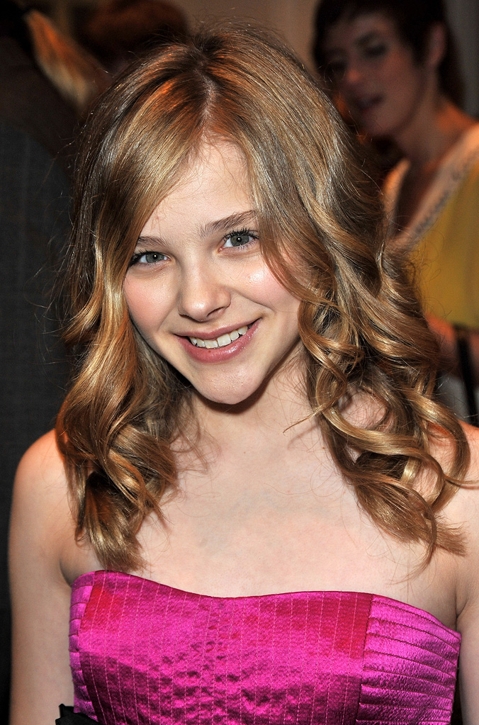 Actress Desktop Pics: Hollywood Heroine Chloe Moretz Hot Pics