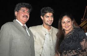 Tanuj Virwani Family Wife Son Daughter Father Mother Age Height Biography Profile Wedding Photos