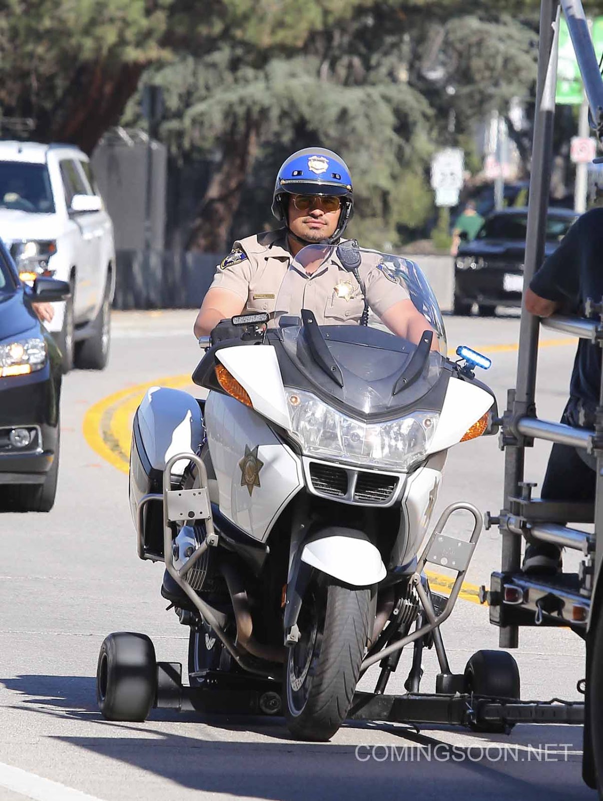 CherrySue, Doin' the Do CHiPS Movie Review!