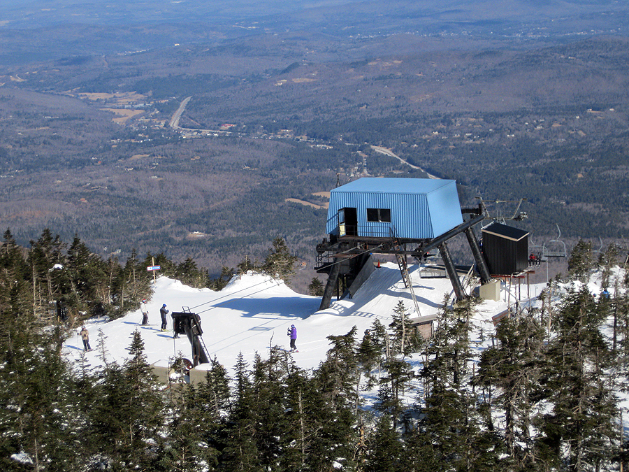 Hiking in the White Mountains Still Winter in Franconia Notch