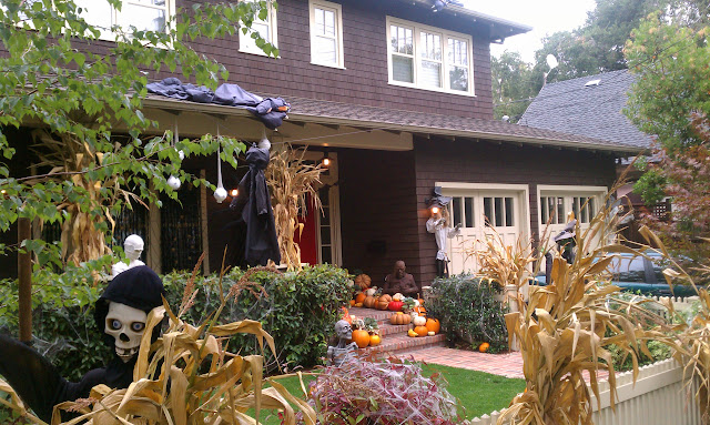 Marissa Mayer's home Halloween