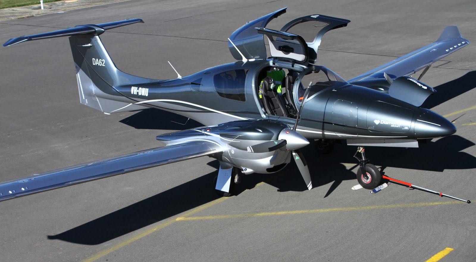 NZ Civil Aircraft Sparkling Diamond