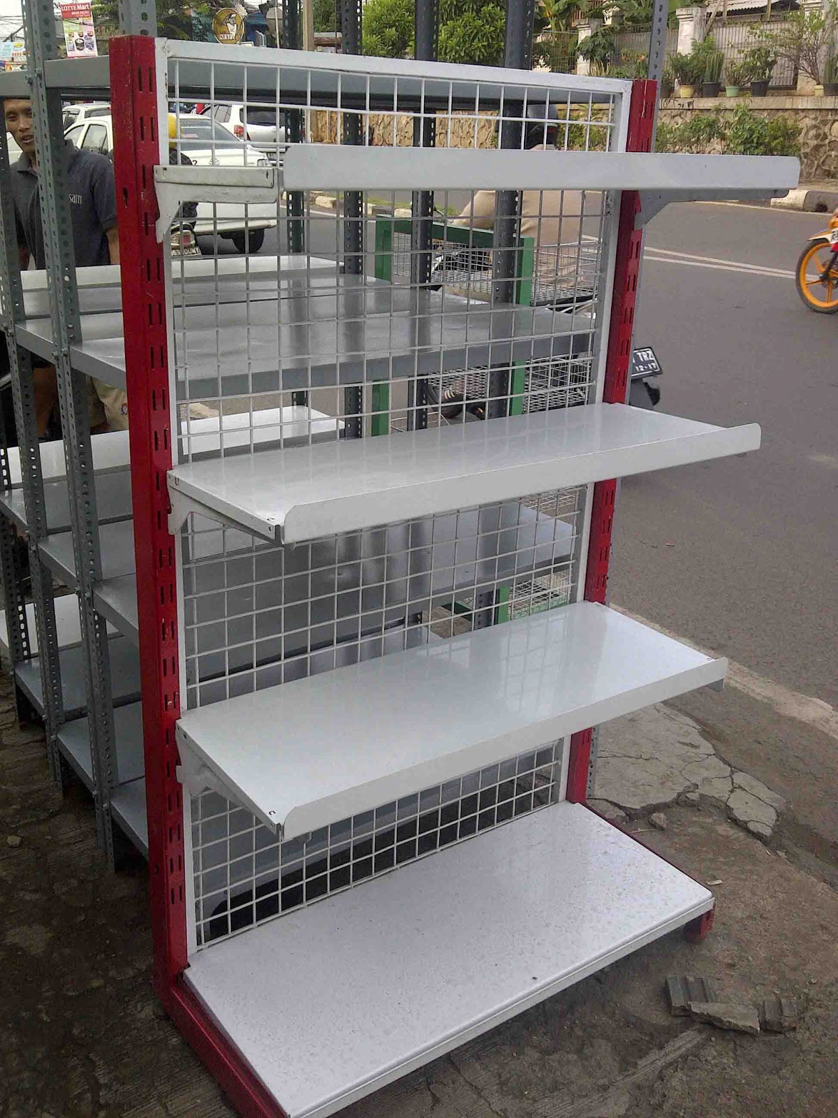 RAK GONDOLA SINGLE ~ Karya Rak Minimarket