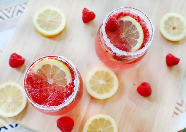 Raspberry Limoncello Prosecco #drink #cocktails
