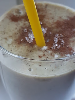 smoothie med kanelbullesmak