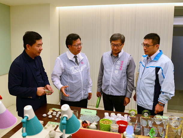 桃園市長鄭文燦20日參訪位於桃園環保科技園區的「中台資源科技股份有限公司」。 桃園市長鄭文燦20日參訪位於桃園環保科技園區的「中台資源科技股份有限公司」。