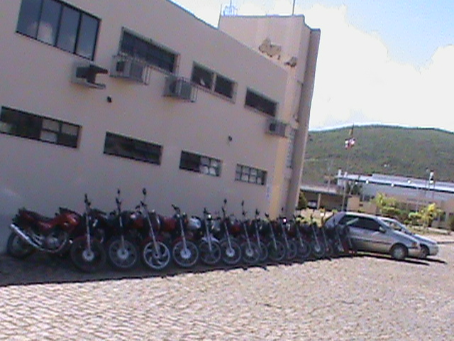 Policais do 19º BPM no final de semana apreende veículos irregulares em Jequié