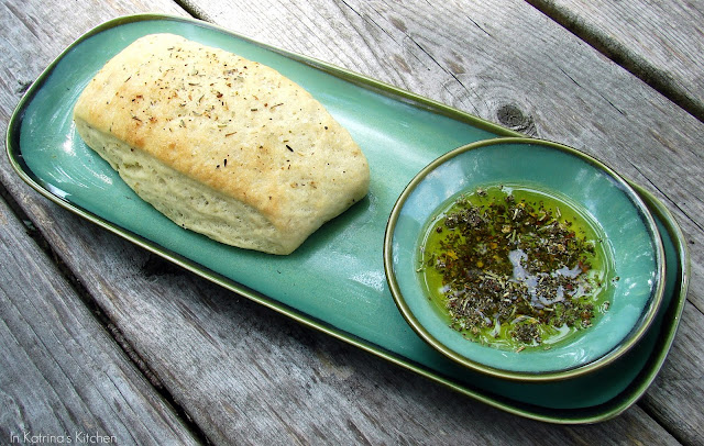 Dipping Bread #recipe (Macaroni Grill CopyCat) from @KatrinasKitchen