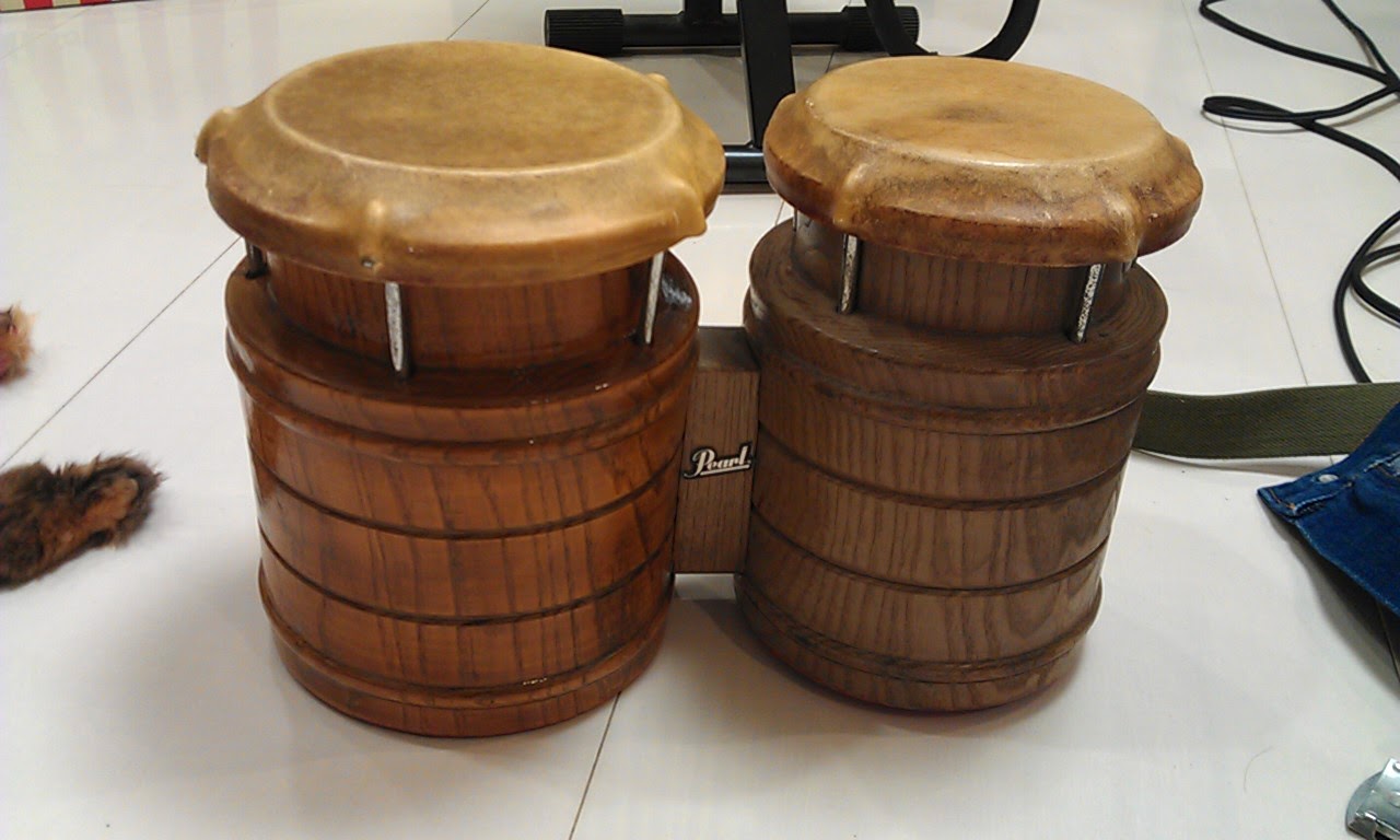 I repaired the bongo. Appearance is bad. However, a sound is good