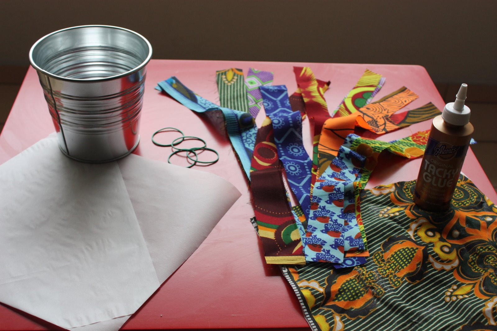 whirls and twirls around the world: Kenya crafts: drums