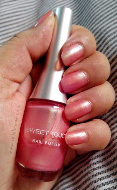 Sweet Touch Cosmetics, Sweet touch Lipstick, Sweet Touch Nail Polich, Sweet Touch Makeup, Sweet touch mascara, Beauty blog of Pakistan, Beauty, Makeup lover, Top Beauty Blog of Pakistan, Top Beauty Blog, Lipstick Review, red alice rao. redalicerao