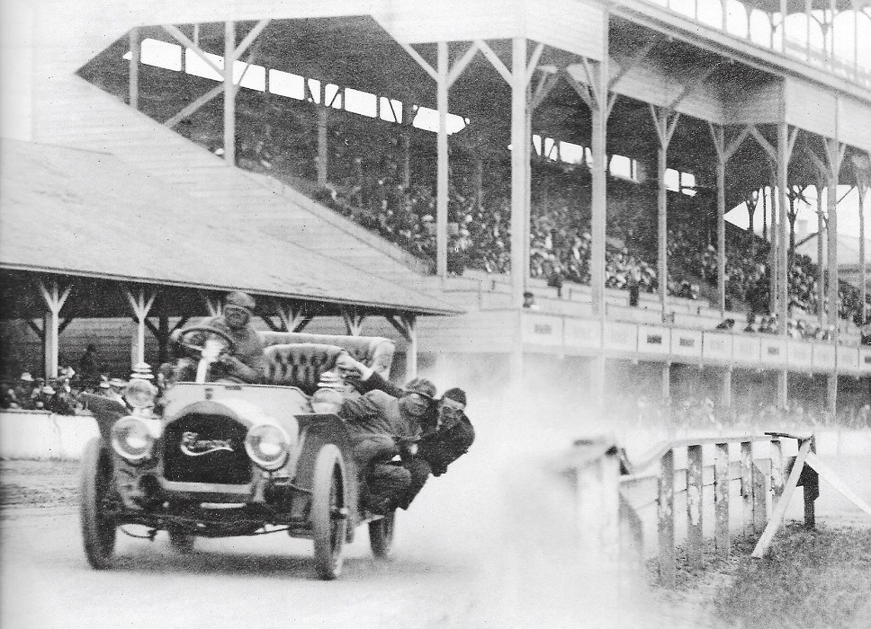 American Auto Emblems ELMORE