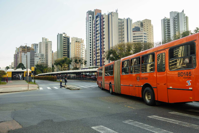 Terminal de ônibus do Cabral em Curitiba