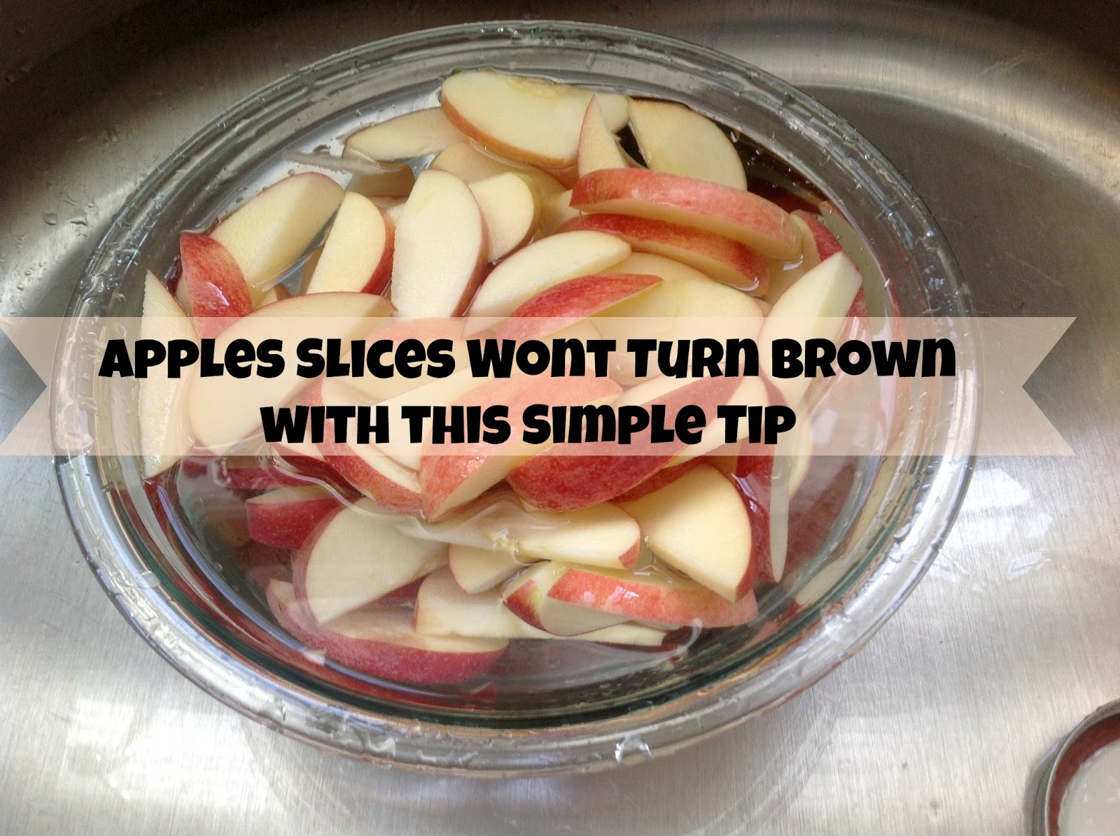 Gluten Free AZ Apple Slices Won't Turn Brown with This Tip