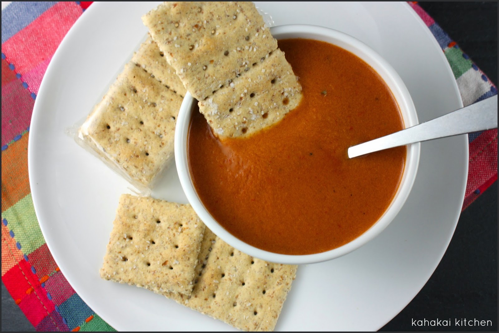 Kahakai Kitchen Creamy Tomato 'Ketchup Soup' & Crackers for Food 'N