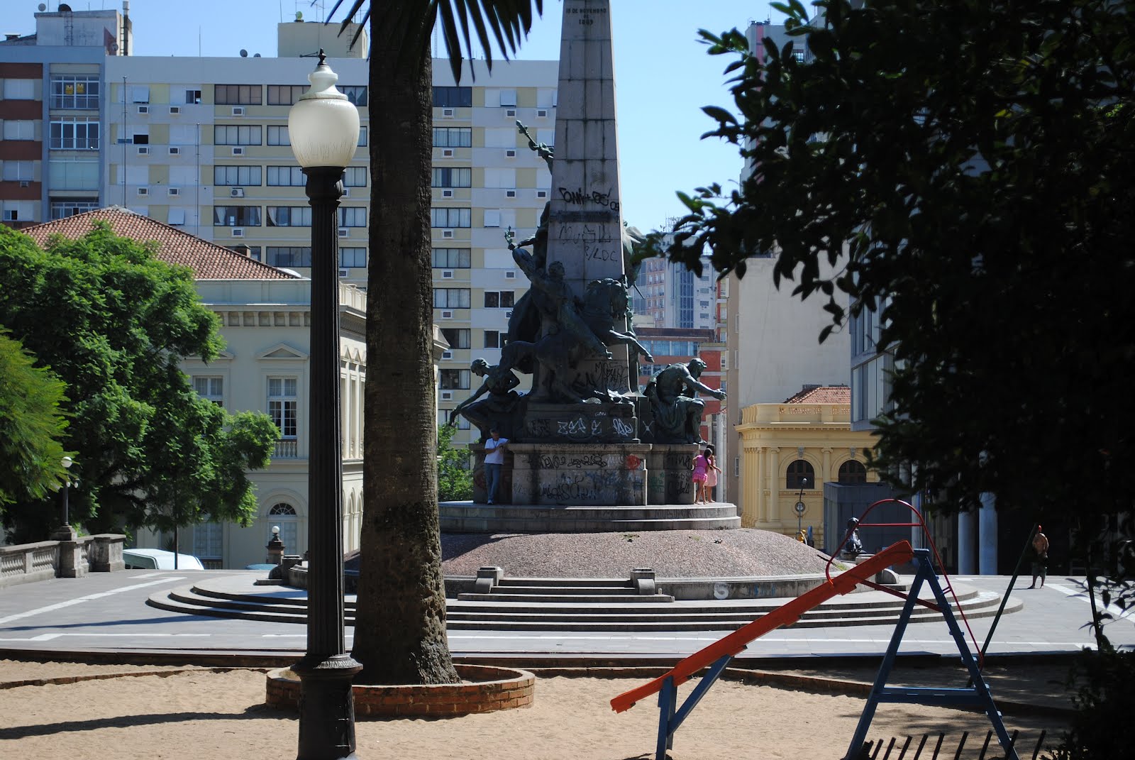 Muitos Caminhos Praças de Porto Alegre Matriz