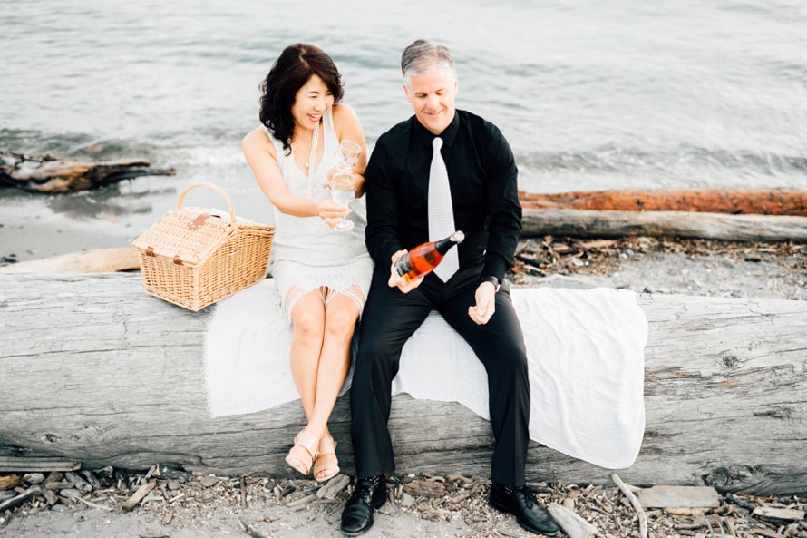 Romantic Seattle Anniversary Session by Something Minted and Something More Photography