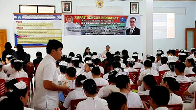 Senator BAN Liow Dengar Pendapat Civitas Akademi Keperawatan Tomohon