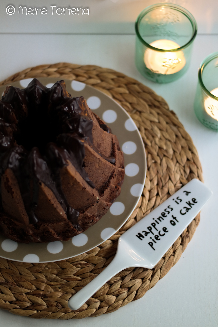 Buchrezension "Ein Herz für Klassiker" und daraus Rotweinkuchen Buchrezension "Ein Herz für Klassiker" und daraus Rotweinkuchen