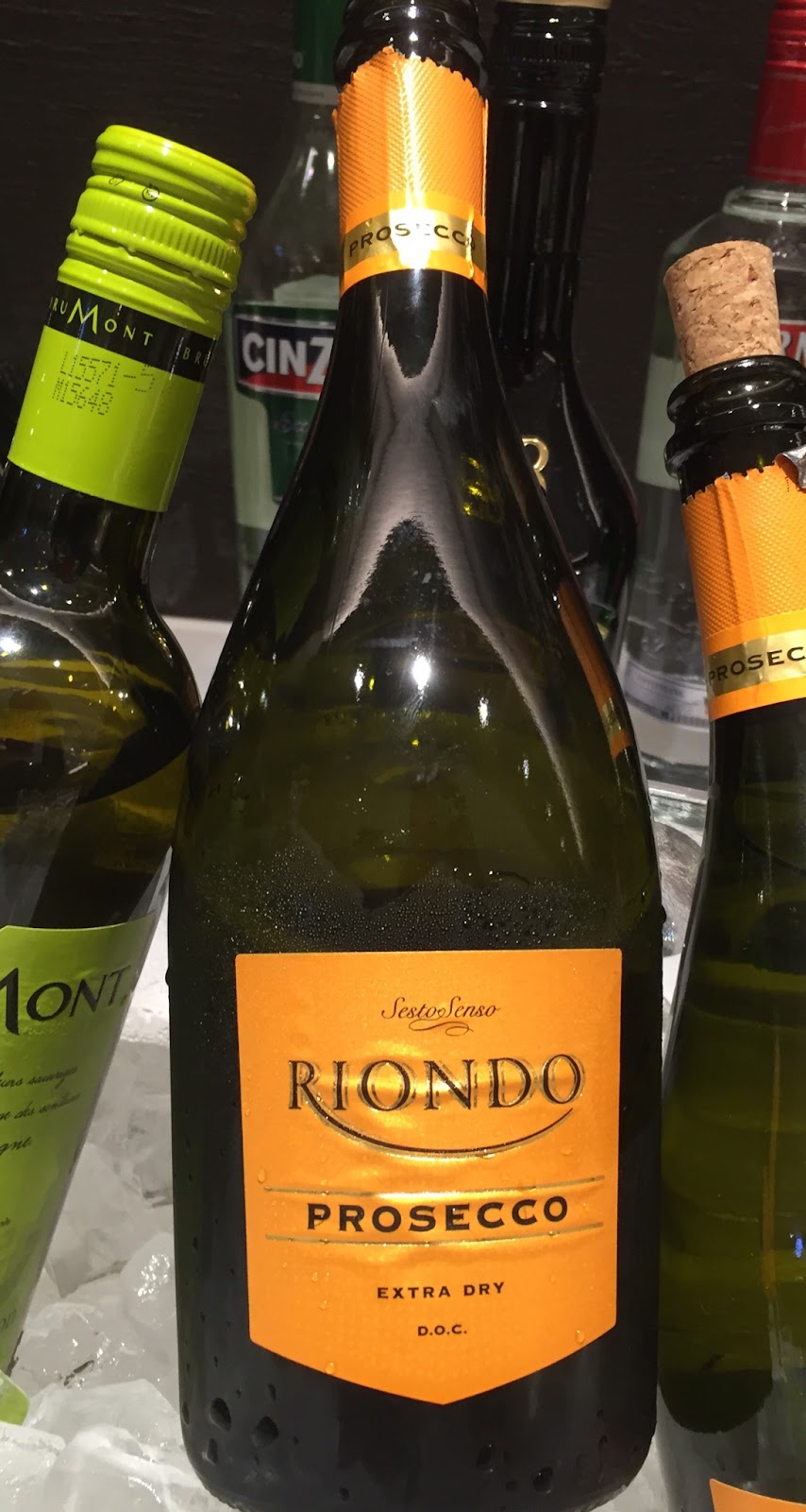 Riondo Prosecco Prosecco Brut, Italia Sparkling Wine 20151107