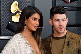 Priyanka CHopra in Lovely Evening Gown without Front Buttons at Grammy Awards 2020