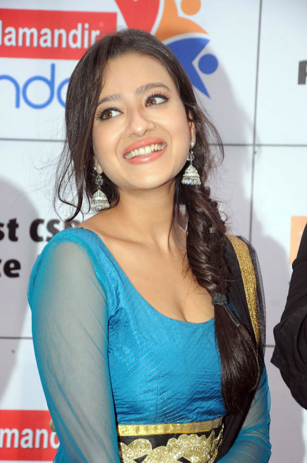 Bollywood News: Madalsa Sharma Hot Photoshoot n| Sexy Stills