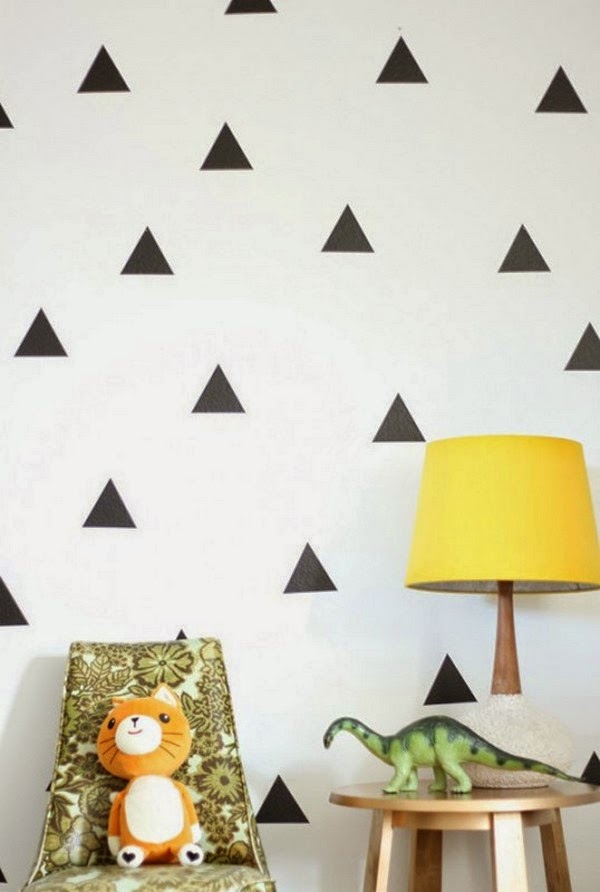Geometric figures painted on the walls
