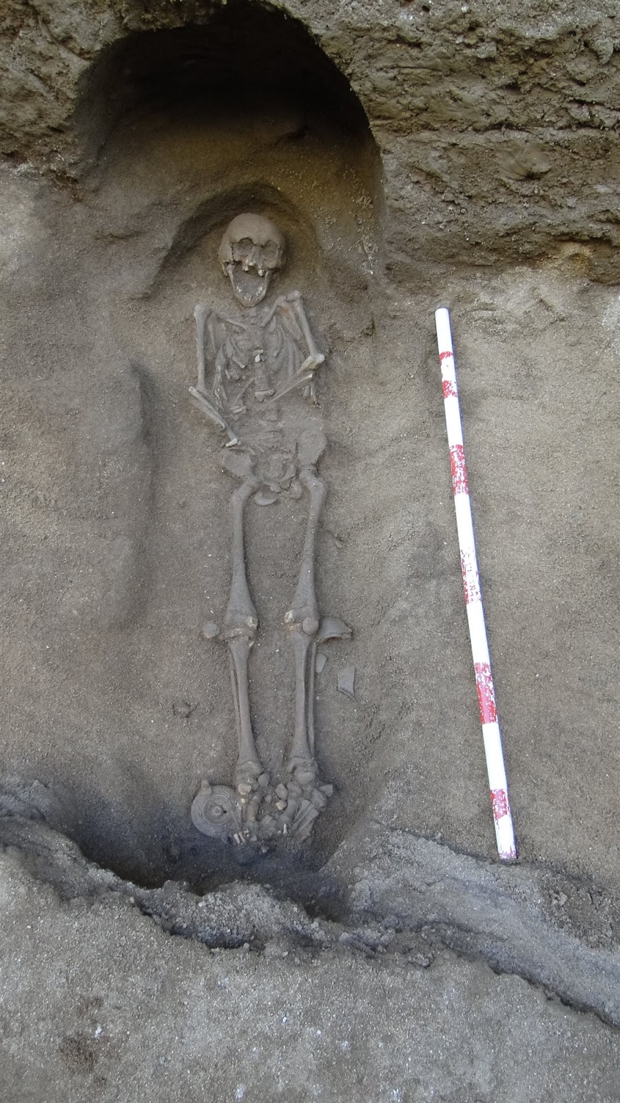 A VUELO DE UN QUINDE® EL BLOG !!!!! .. HISTORIA TUMBAS