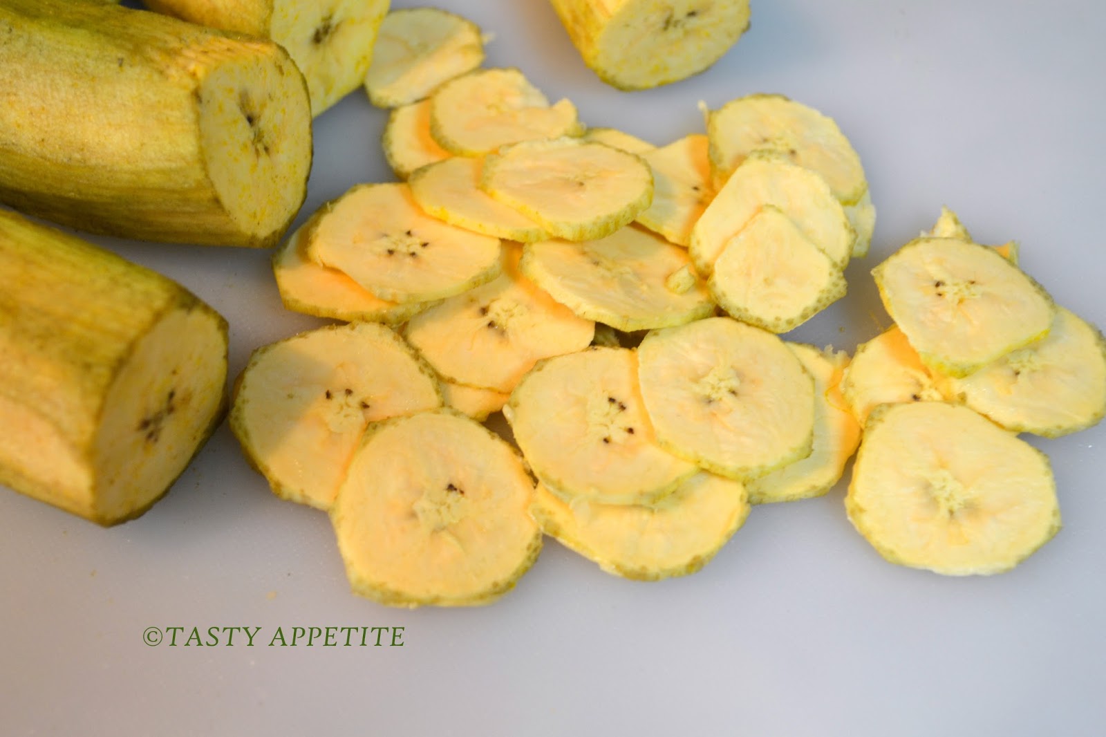 How to make Banana Chips at home ? / Homemade Banana Chips / Plantain