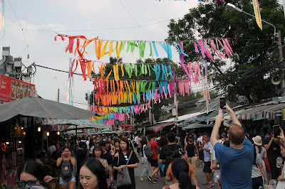 Chatuchak Market, Bangkok Penuh Dengan Manusia