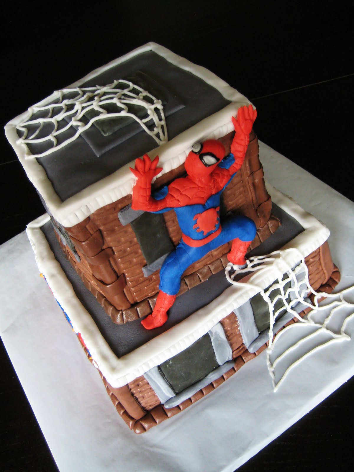 Custom Cakes by Julie: Spiderman Cake