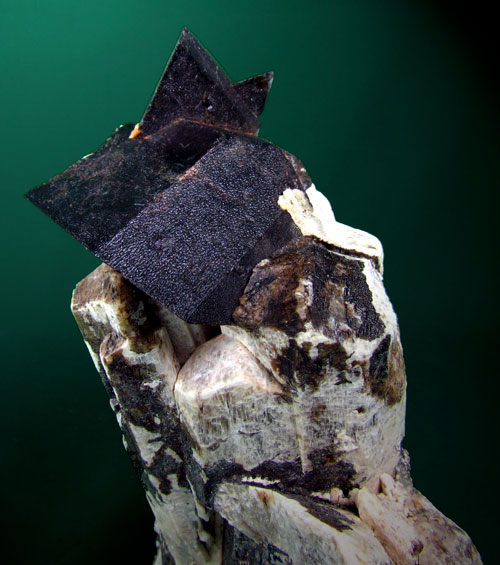 Les minéraux Québec Sur le terrain 34 Fouilles dans la ZEC Bras