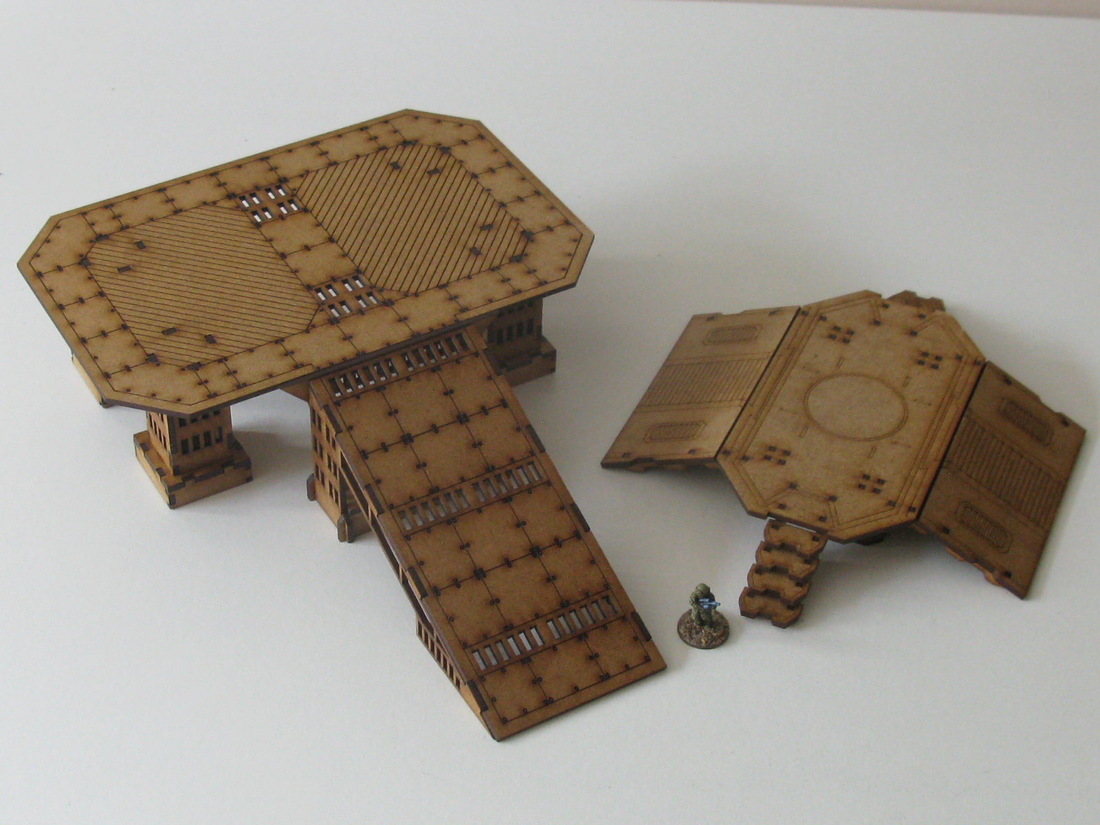 Jim's Wargames Workbench 15mm SciFi Landing Pads