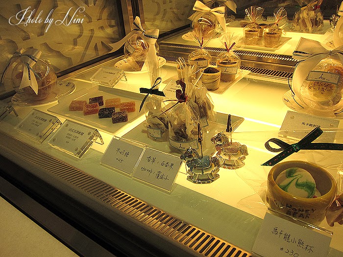 【台北市信義區】pâtisserie alex 法式甜點。女孩兒們最愛的夢幻蛋糕櫃