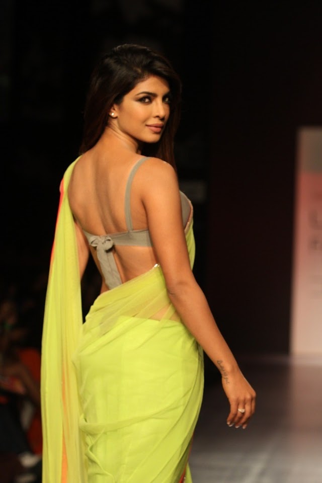 Priyanka Chopra Hot Stills In Saree At LIFW 2013
