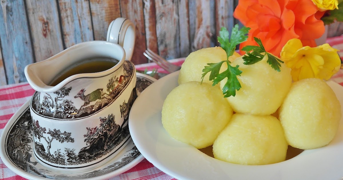 Sächsische Mehlklöße (Klöße aus gekochten Kartoffeln)