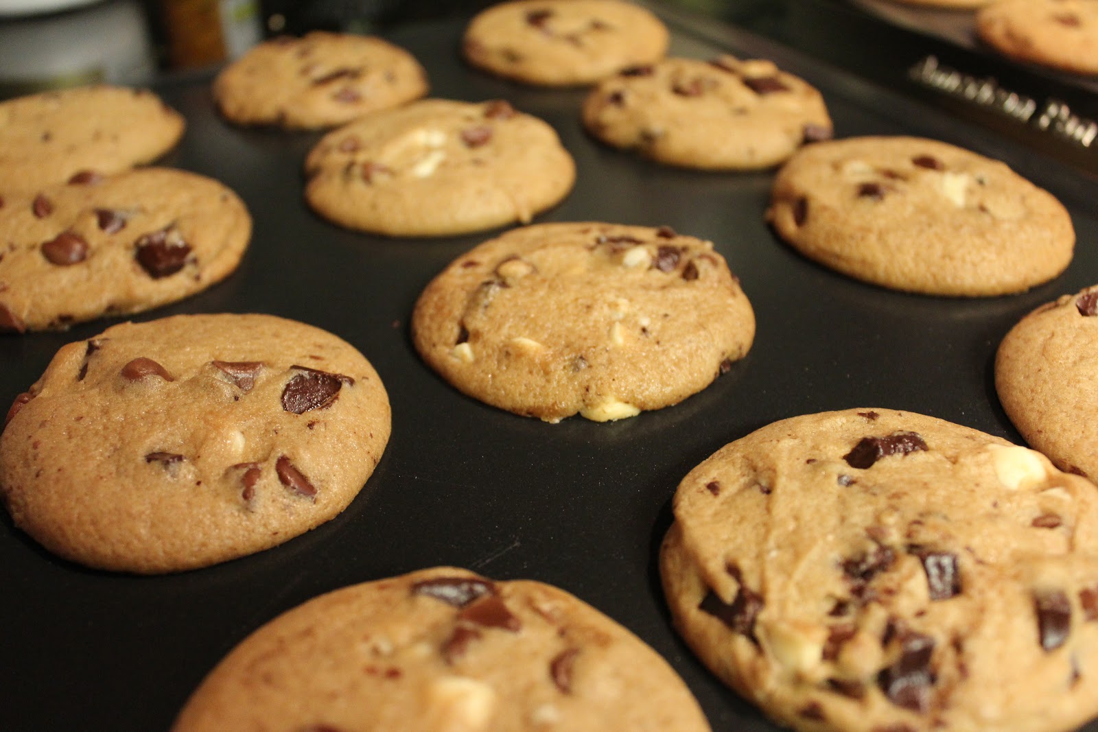 This Little Life How to Keep Your Homebaked Cookies Soft